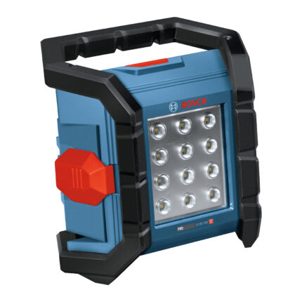 Linterna inalámbrica de trabajo Bosch PRO GLI 18V-1500 vista en tres cuartos con su matriz de LED y estructura protectora.